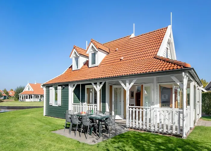 Comfortable Villa With Veranda, Near The Grevelingen Lake